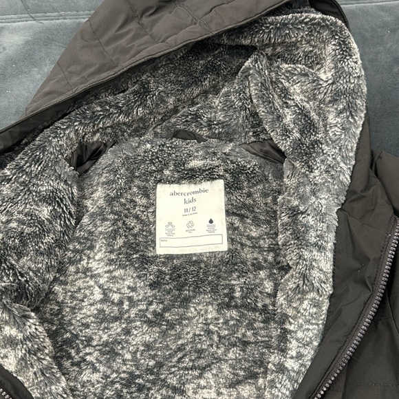 Abercrombie winter jacket - Picture 2 of 4